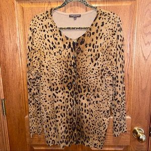 Adrienne Vittadini cheetah/leopard cardigan